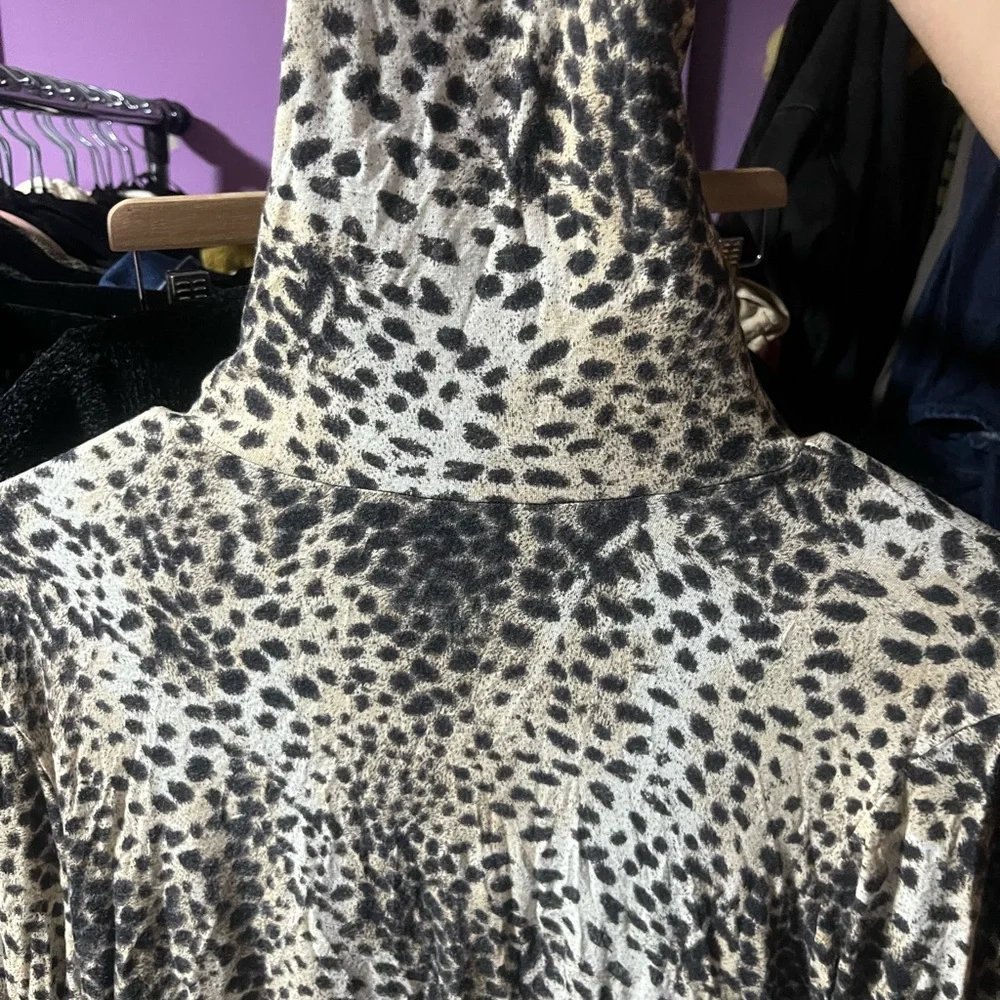 Intimissimi Leopard Print Top - Black and Cream - Picture 3 of 4
